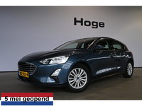 Ford Focus - 1.0 EcoBoost Titanium Business Clima Navigatie Stuur/Stoelverwarming Rijklaarprijs! Inruil Mogelijk!