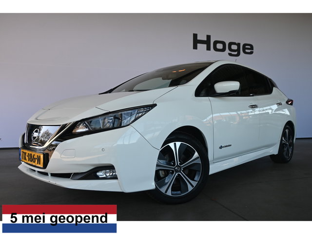 Nissan Leaf - N-Connecta 40 kWh Automaat Navigatie Stoelverwarming Goed Onderhouden! Inruil Mogelijk!