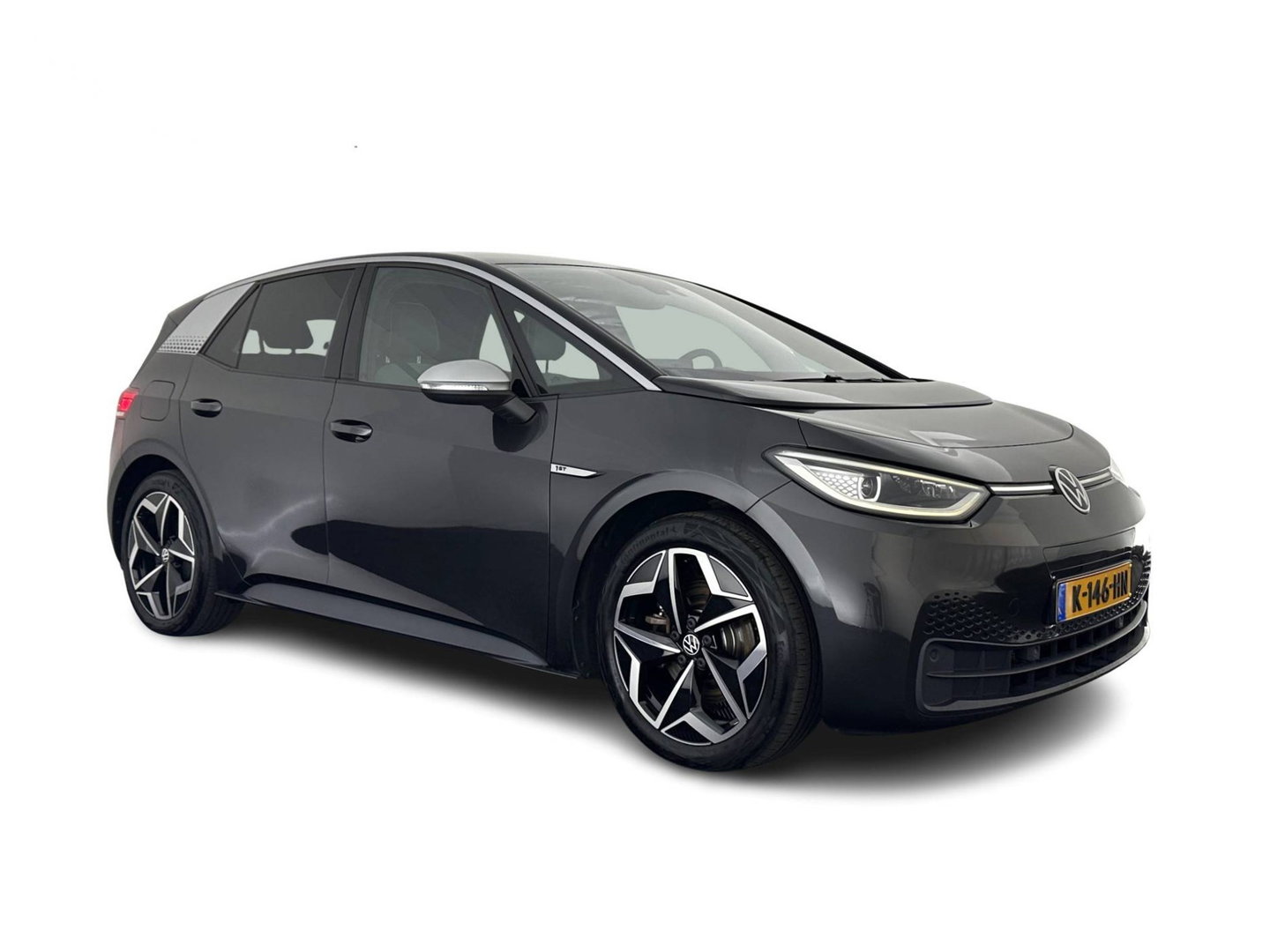 Volkswagen ID.3 First Plus 58 kWh [ 3-Fase ] (INCL.BTW) Aut. *FULL-LED | HEATED-COMFORTSEATS | CAMERA | DIGI-COCKPIT | NAVI-FULLMAP | KEYLESS | PRIVACY-GLASS | AMBIENT-LIGHT | ECC | PDC | CRUISE | 19''ALU*