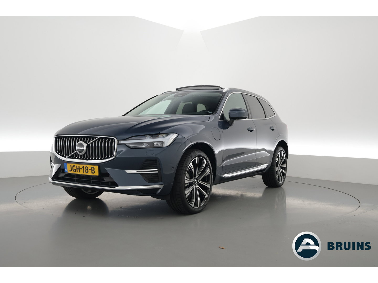 Volvo XC60 T6 Recharge Plus Bright | Pano | 21'' | Memory seats | 360cam | Leder | Harman Kardon