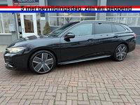Volkswagen Passat - Variant 1.5 eTSI R-Line Edition 150pk | Pano | IQ.Light | ACC | Ergo active + massage