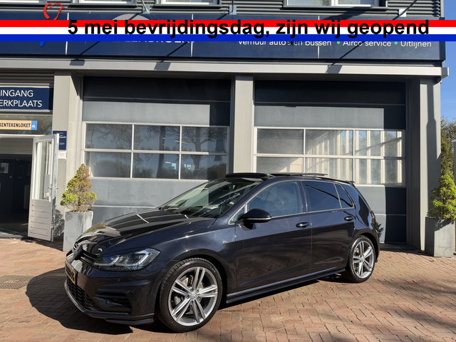Volkswagen Golf - 1.5 TSI Highline Business R ACT PANO DigiDash R Line Stage 1+
