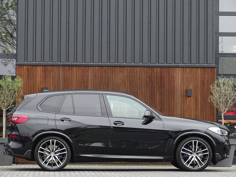 BMW X5 xDrive45e 394PK High Exec. M-Individual / carbon / Laser / 360°
