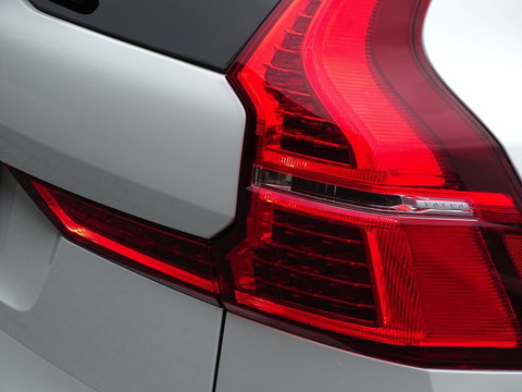 Volvo XC60 T6 310PK AWD Recharge / R-Design / panaroma / LED