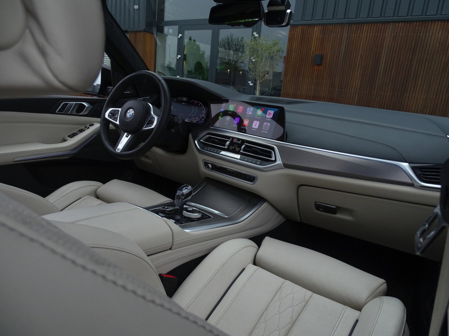 BMW X5 xDrive45e 394PK High Exec. M-Individual / carbon / Laser / 360°
