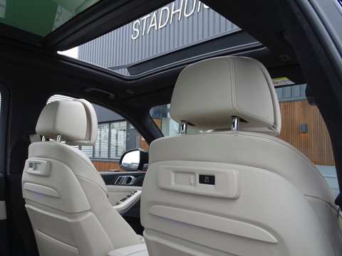 BMW X5 xDrive45e 394PK High Exec. M-Individual / carbon / Laser / 360°