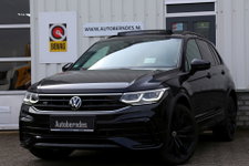 Volkswagen Tiguan - 1.4 TSI eHybrid R-Line*Perfect VW Onderh.*3x R-Line/DCC/Pano/Leder/IQ Drive/IQ Light/Elek. Trekhaak/HUD/Digi. Klokken/LED/360Camera/Apple Carplay-Android/Keyless Entry+Go/20 inch LM/VOL*