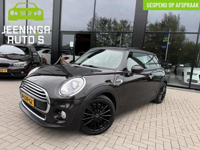 MINI Cooper - Mini 1.5 Chili Serious Business|Pano|Clima|Stoelverwarming