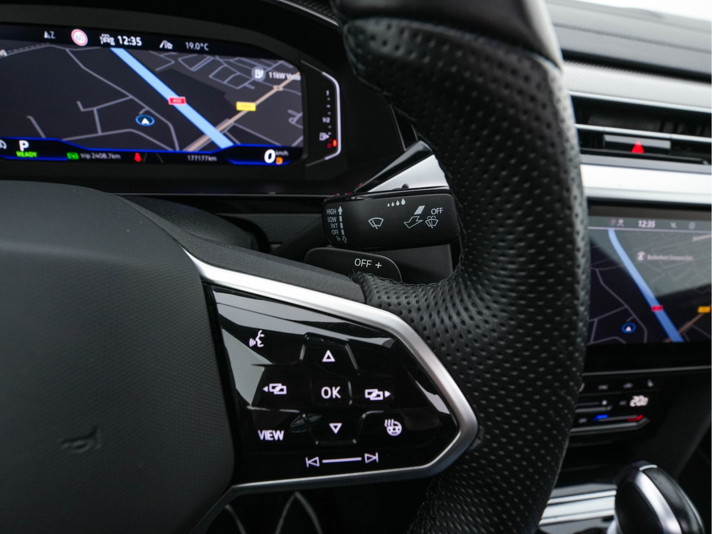 Volkswagen Arteon 1.4 TSI eHybrid R-Line Business+ (INCL.BTW) *PANO | HEAD-UP | LEATHER-MICROFIBRE | FULL-LED | TOP-VIEW | ADAPTIVE-CRUISE | BLINDSPOT | HEATED-SPORTSEATS | KEYLESS | NAVI-FULLMAP | PRIVACY-GLASS | SHIFT-PADDLES | DIGI-COCKPIT