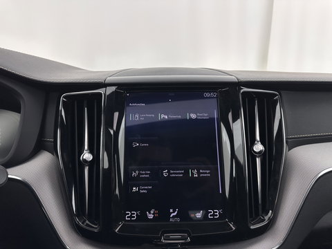 Volvo XC60 2.0 T8 Twin Engine AWD R-Design (INCL.BTW) *PANO | LEATHER-MICROFIBRE | FULL-LED | KEYLESS | AIR-SUSPENSION | HEATED-SPORTSEATS | DIGI-COCKPIT | CAMERA | NAVI-FULLMAP | ECC | PDC | CRUISE | 21''ALU | TOWBAR*
