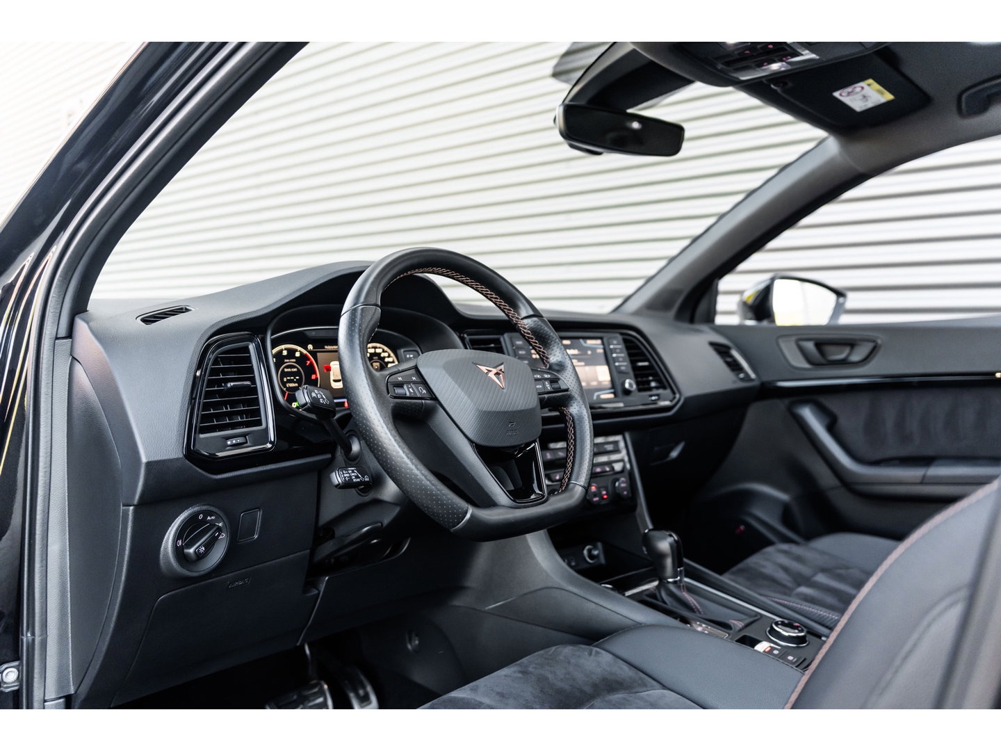 CUPRA Ateca 2.0 TSI 4DRIVE PANO BEATS TREKHAAK 360 CAMERA