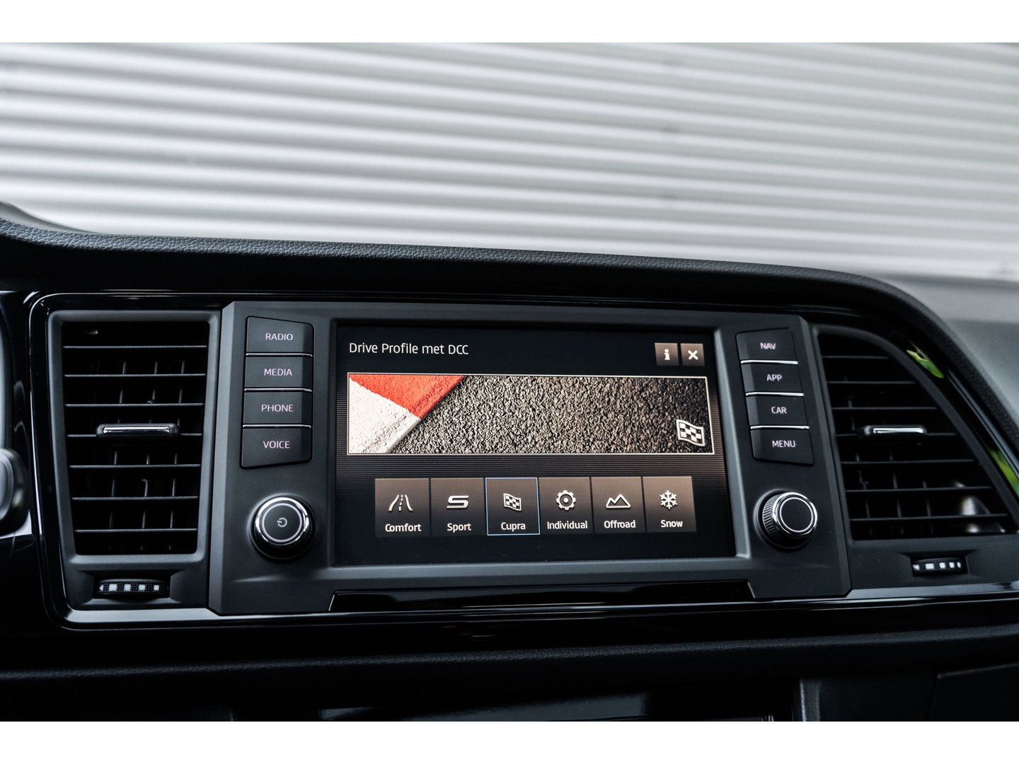 CUPRA Ateca 2.0 TSI 4DRIVE PANO BEATS TREKHAAK 360 CAMERA