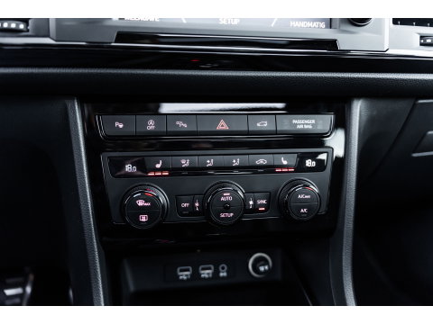 CUPRA Ateca 2.0 TSI 4DRIVE PANO BEATS TREKHAAK 360 CAMERA