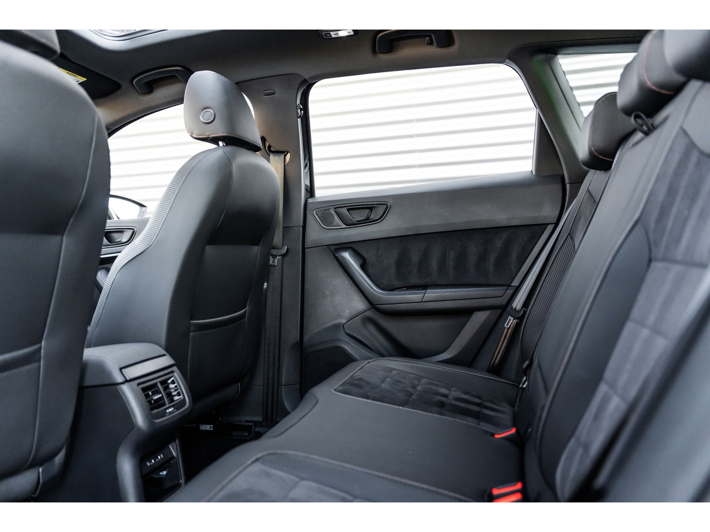 CUPRA Ateca 2.0 TSI 4DRIVE PANO BEATS TREKHAAK 360 CAMERA