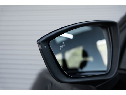 CUPRA Ateca 2.0 TSI 4DRIVE PANO BEATS TREKHAAK 360 CAMERA