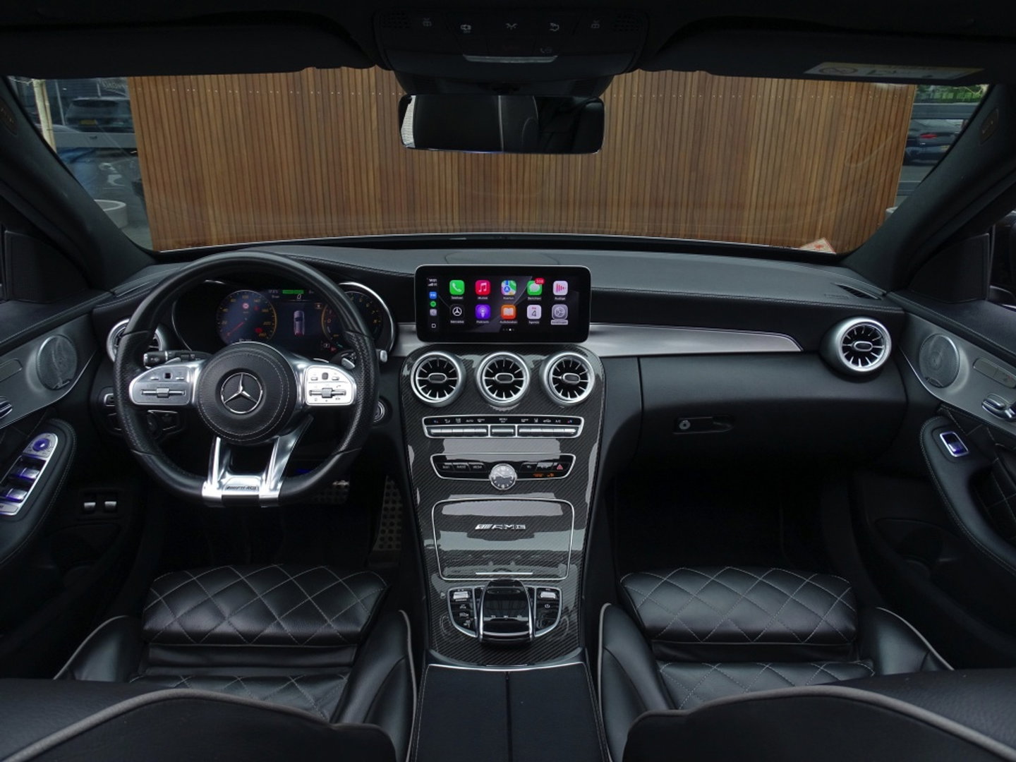 Mercedes-Benz C-Klasse 300e 320PK AMG / C63 Edit. / Burmester / Carbon / 360° / *NAP*