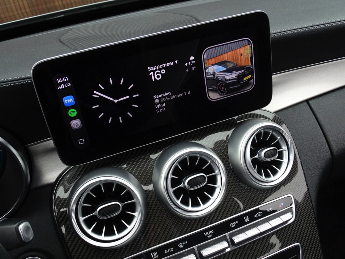 Mercedes-Benz C-Klasse 300e 320PK AMG / C63 Edit. / Burmester / Carbon / 360° / *NAP*