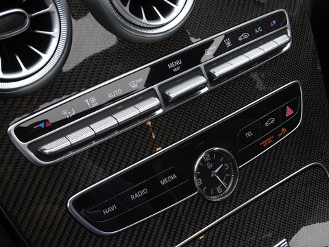 Mercedes-Benz C-Klasse 300e 320PK AMG / C63 Edit. / Burmester / Carbon / 360° / *NAP*
