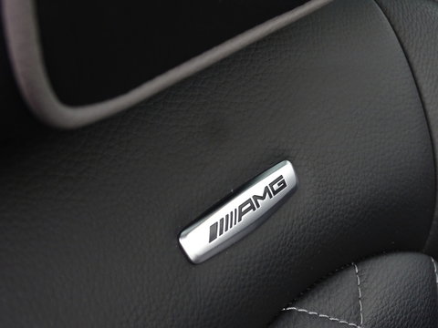 Mercedes-Benz C-Klasse 300e 320PK AMG / C63 Edit. / Burmester / Carbon / 360° / *NAP*