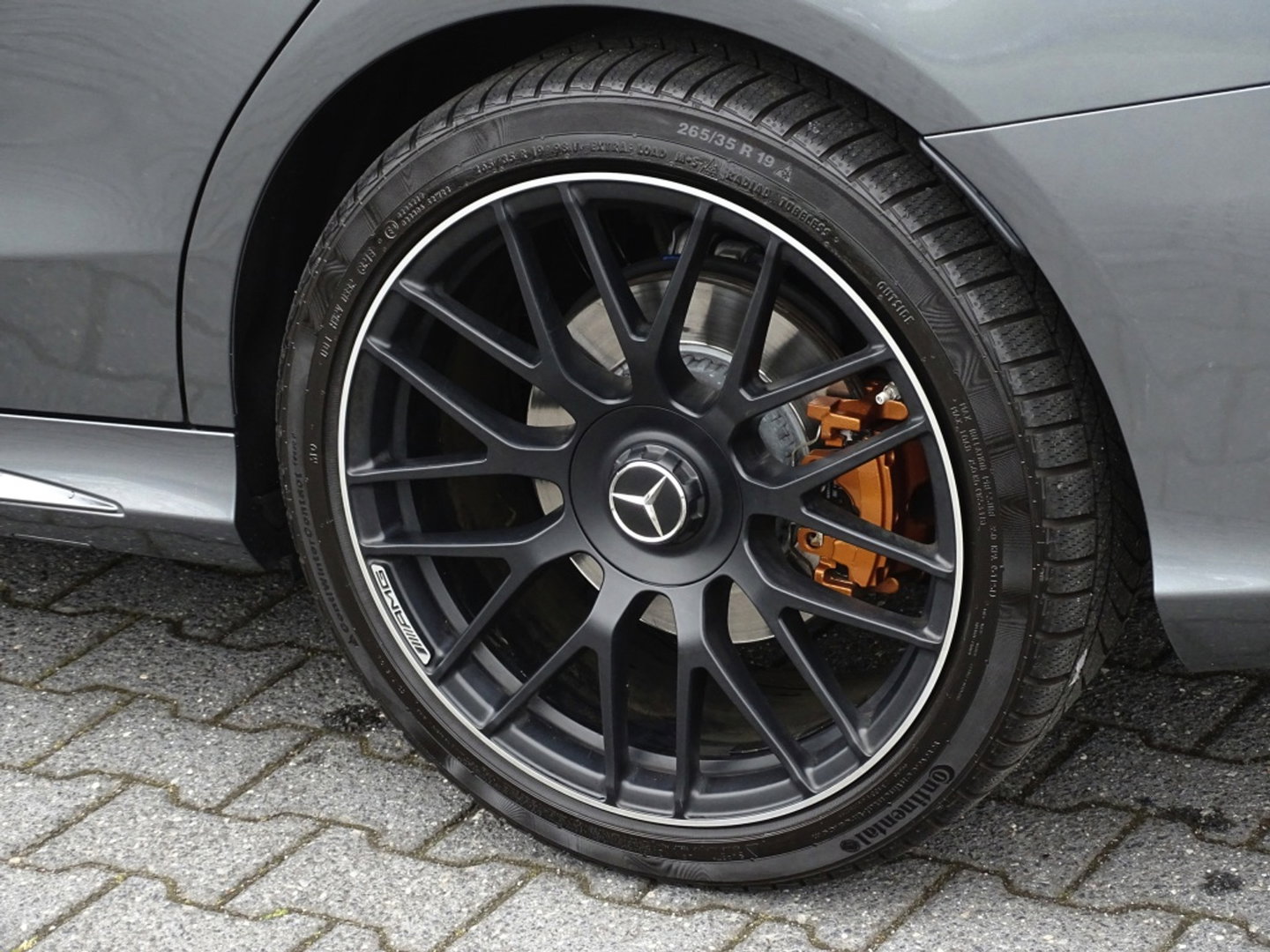 Mercedes-Benz C-Klasse 300e 320PK AMG / C63 Edit. / Burmester / Carbon / 360° / *NAP*