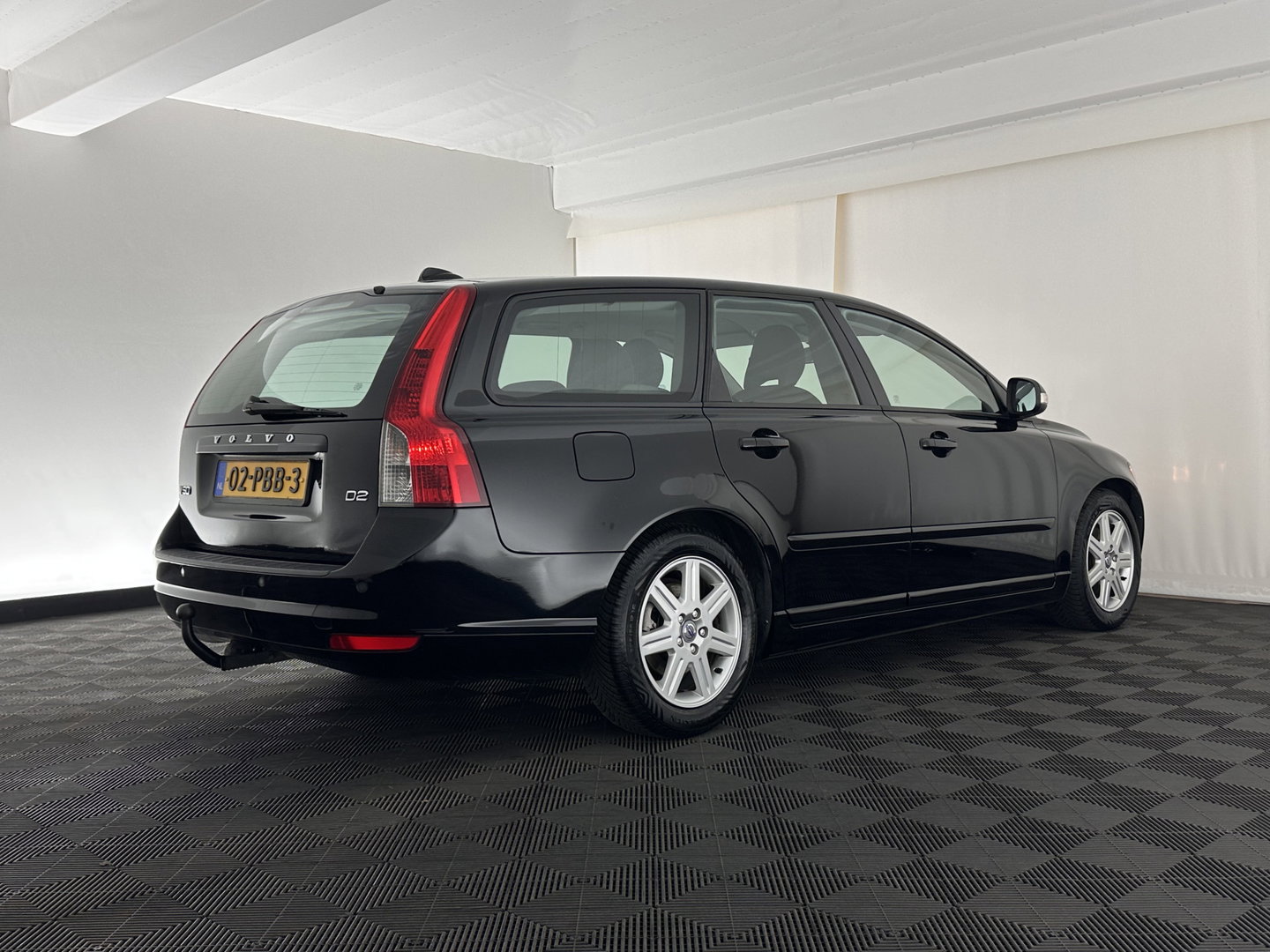 Volvo V50 1.6 D2 Sport *AIRCO | CRUISE | COMFORT-SEATS | 16''ALU | TOWBAR*