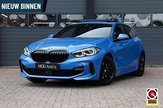 BMW 1 Serie - 120i M-Sport M-Pakket |LED|PANODAK|STOEL+STUURVERW|CAMERA|CARPLAY | TREKHAAK