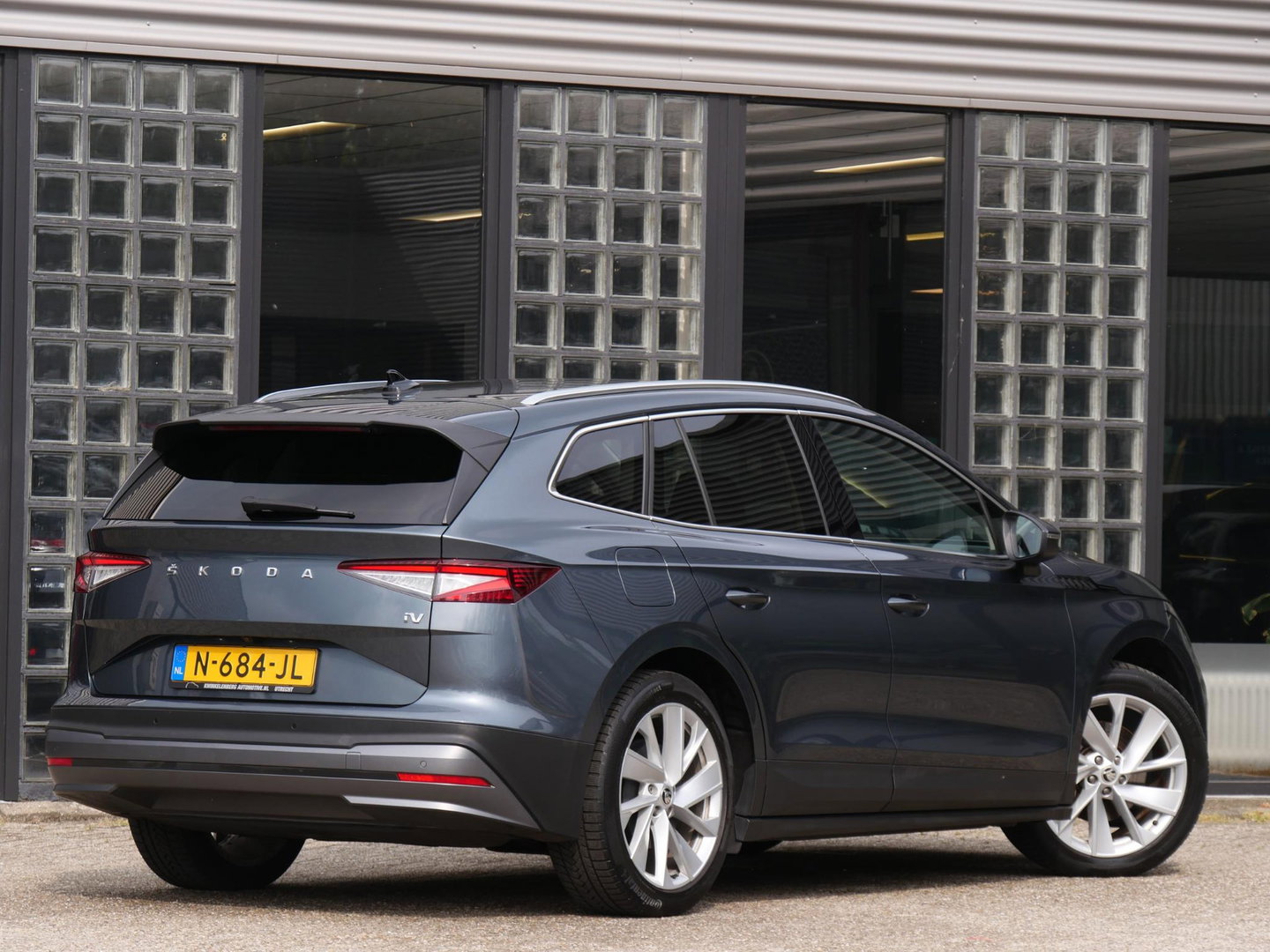 Škoda Enyaq iV 60 COMFORT PACK/ CLIMATE PACK/ PARKEER PACK/ 20INCH VELGEN/ SOH 94%