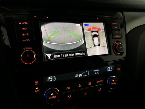 Nissan QASHQAI 1.3 DIG-T Tekna Pano Navi Cruise NAP
