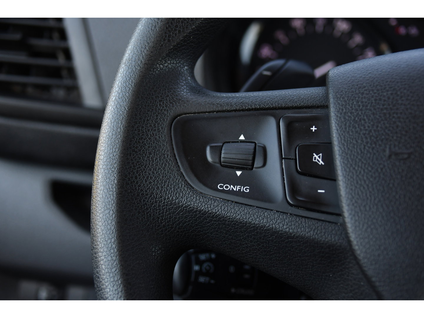 Citroën Jumpy 2.0 BlueHDI 120 L3 PB Edition Cruise, Carplay, Sensoren, 120pk, Automaat, Multimedia, Trekhaak, 6 zits, Uniek!