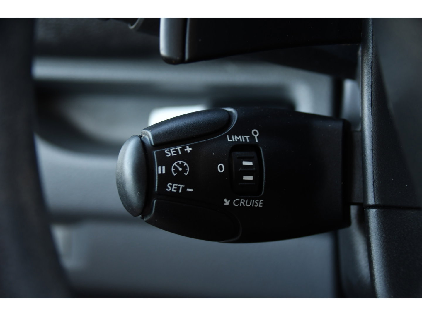 Citroën Jumpy 2.0 BlueHDI 120 L3 PB Edition Cruise, Carplay, Sensoren, 120pk, Automaat, Multimedia, Trekhaak, 6 zits, Uniek!
