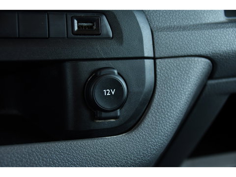 Citroën Jumpy 2.0 BlueHDI 120 L3 PB Edition Cruise, Carplay, Sensoren, 120pk, Automaat, Multimedia, Trekhaak, 6 zits, Uniek!