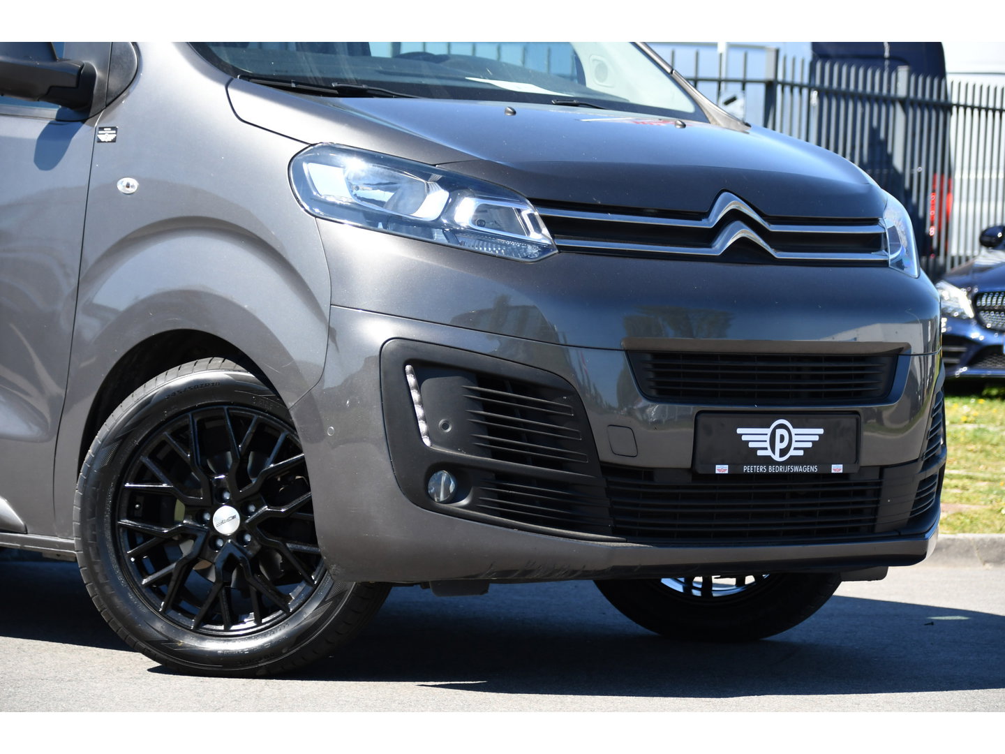 Citroën Jumpy 2.0 BlueHDI 120 L3 PB Edition Cruise, Carplay, Sensoren, 120pk, Automaat, Multimedia, Trekhaak, 6 zits, Uniek!