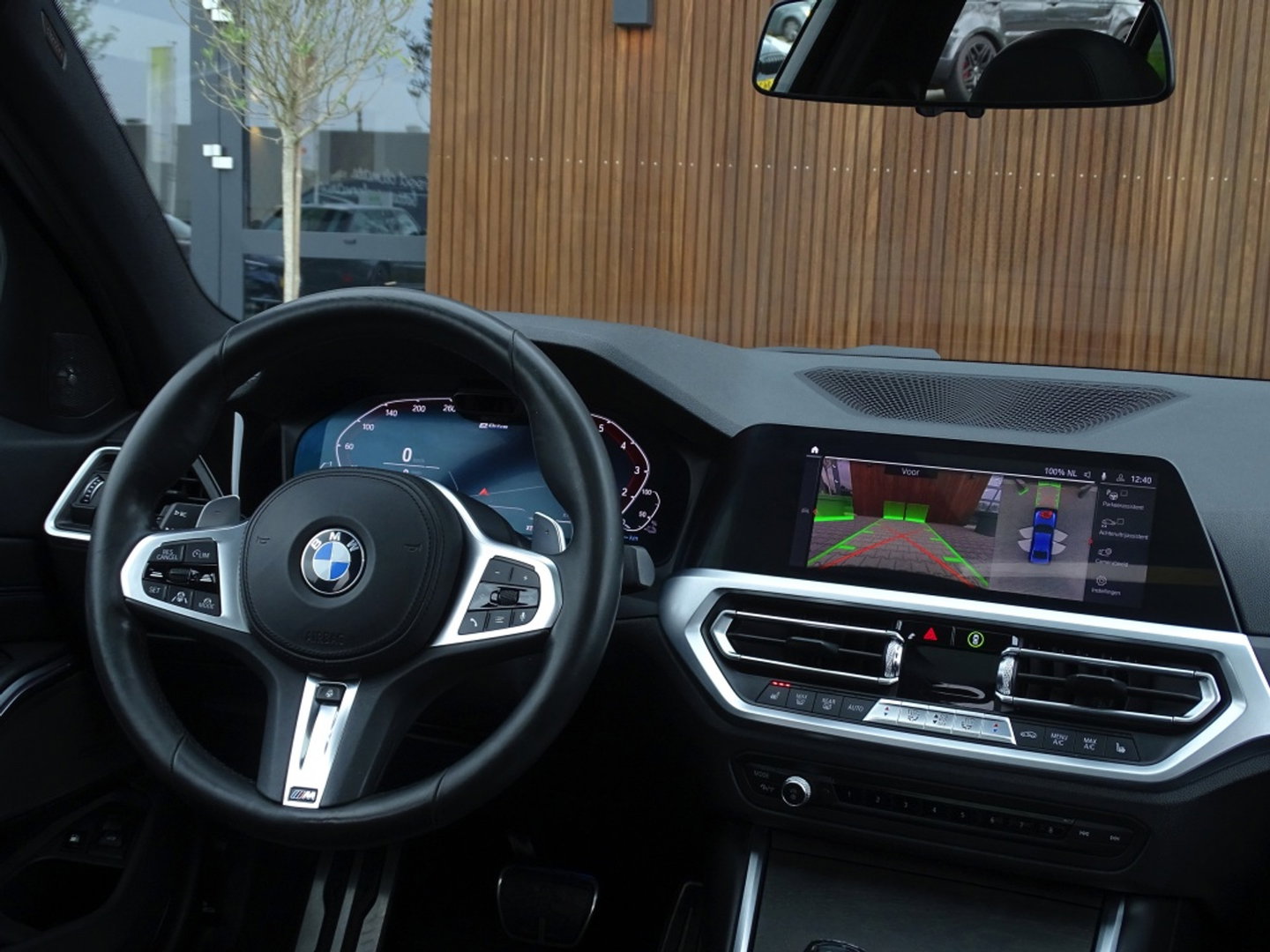 BMW 3-serie 330e 292PK High Executive / M-Sport Individual / 360°