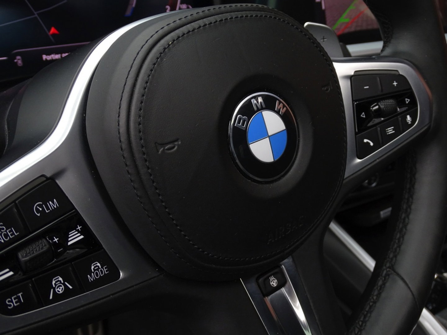 BMW 3-serie 330e 292PK High Executive / M-Sport Individual / 360°