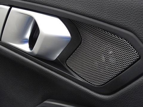 BMW 3-serie 330e 292PK High Executive / M-Sport Individual / 360°