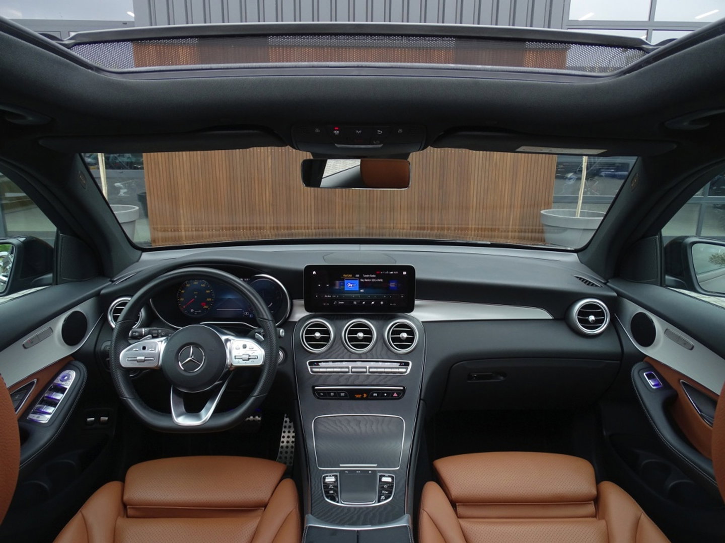 Mercedes-Benz GLC 300e 320PK 4-Matic / AMG / pano / 360° *NAP*