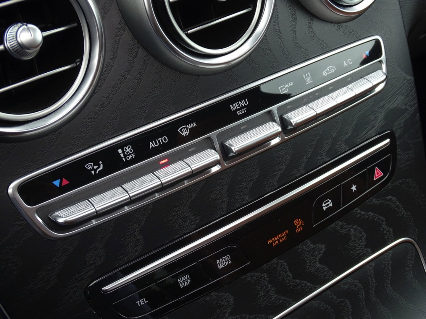 Mercedes-Benz GLC 300e 320PK 4-Matic / AMG / pano / 360° *NAP*