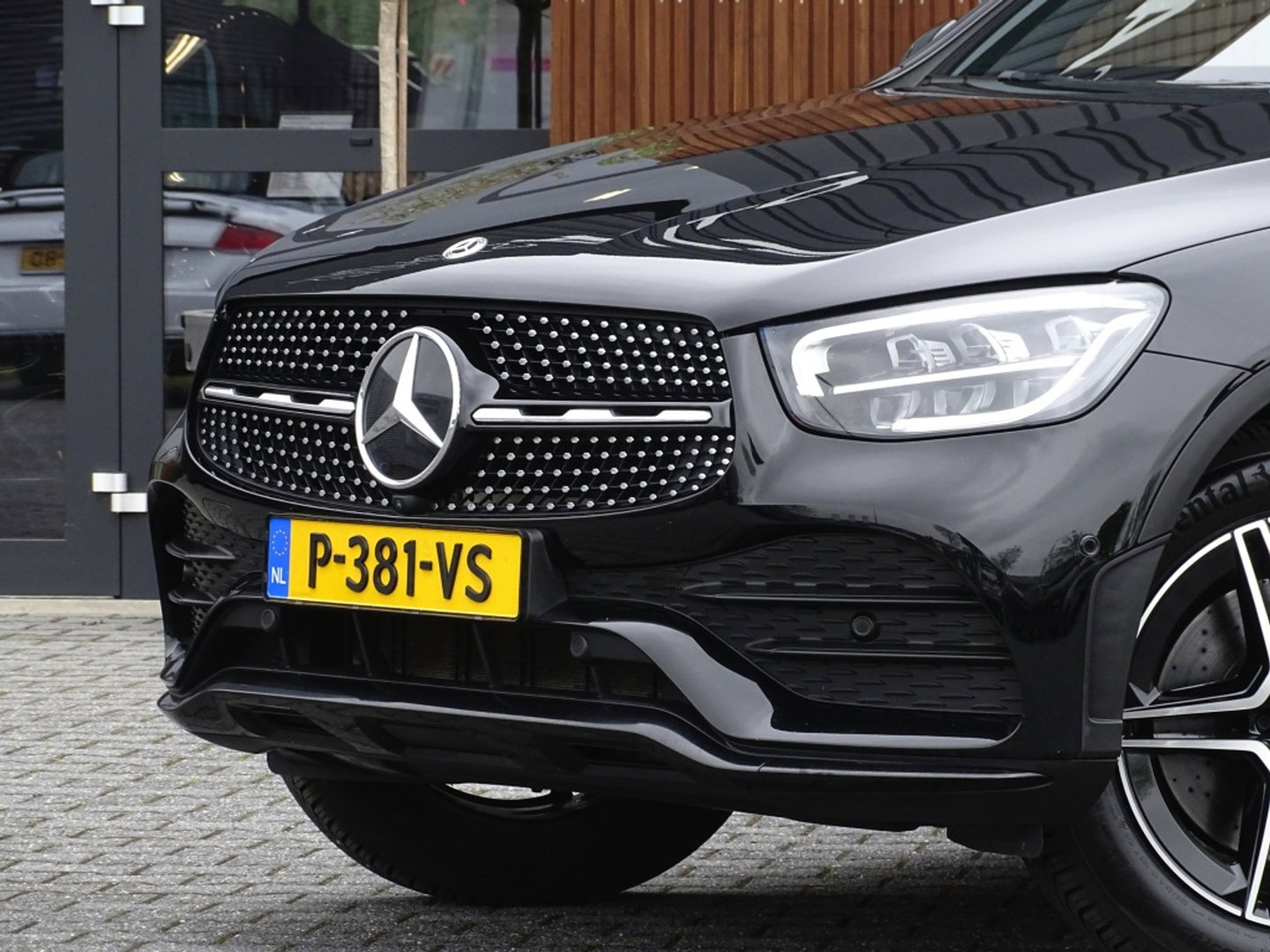 Mercedes-Benz GLC 300e 320PK 4-Matic / AMG / pano / 360° *NAP*