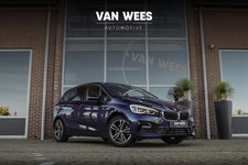 BMW 2 Serie - Active Tourer 218i Executive Edition Sport Line | 1e eigenaar | NL auto | Head-up | LED | Camera | Sportstoelen | HiFi audio | DAB | Cruise control | Navigatie | PDC
