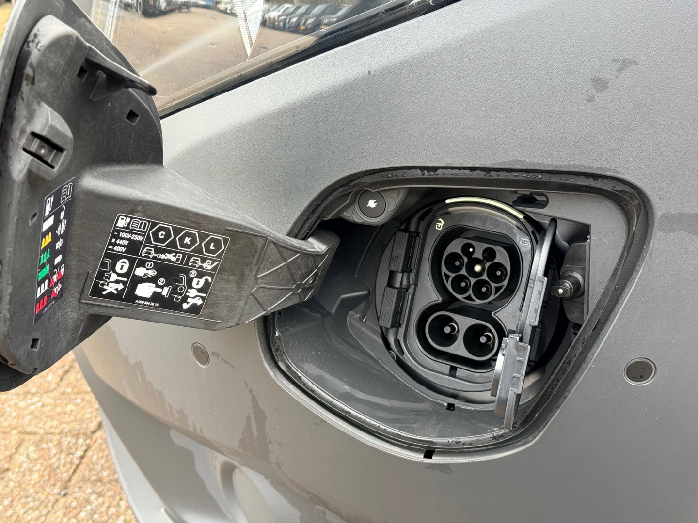 Mercedes-Benz eVito 66 kWh 261 km WLTP Snelladen - L2 Lang - Apple Carplay - Betimmerd
