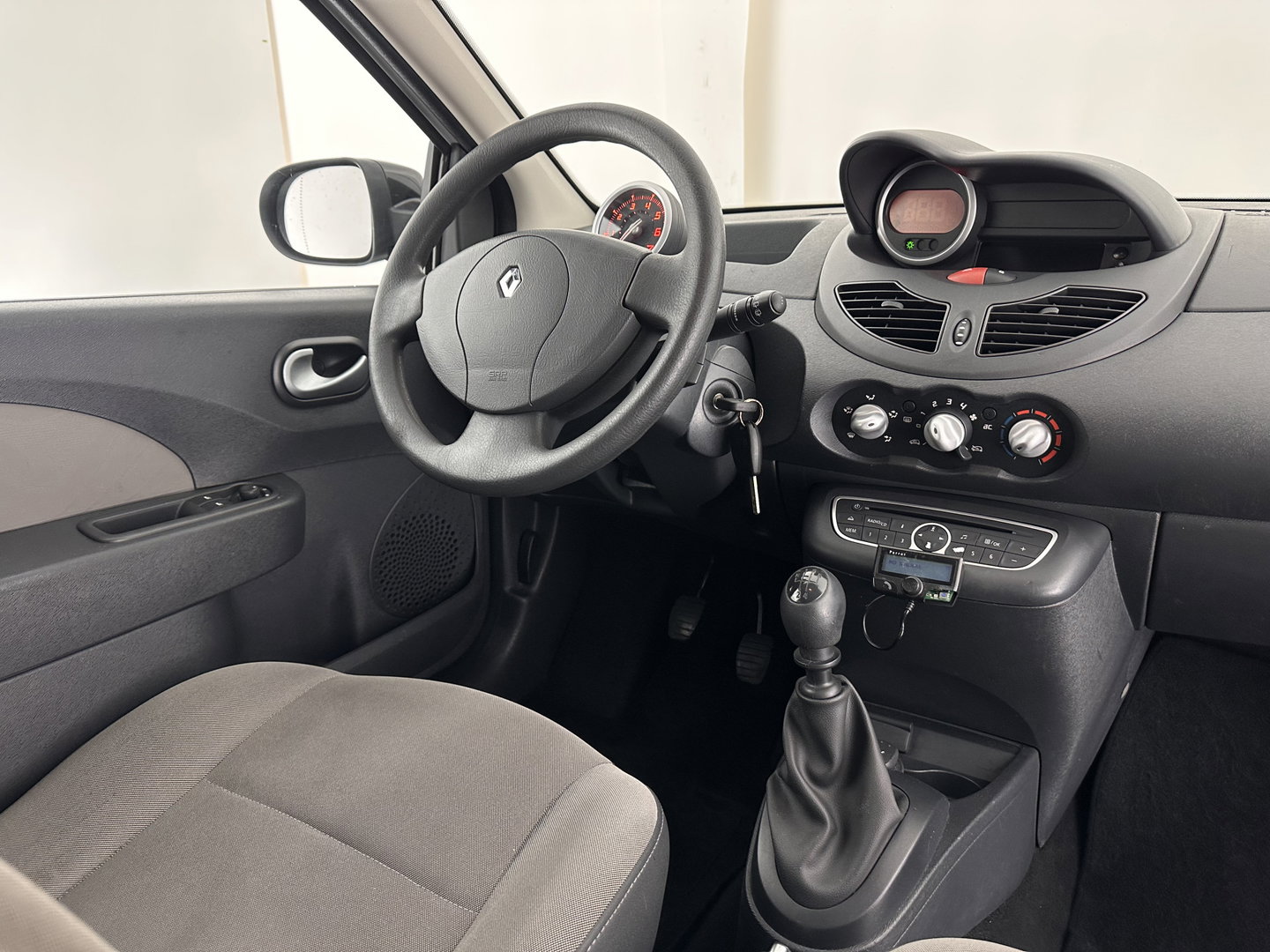 Renault Twingo 1.2-16V Collection *AIRCO | COMFORT-SEATS | PRIVACY-GLASS | 14''ALU*