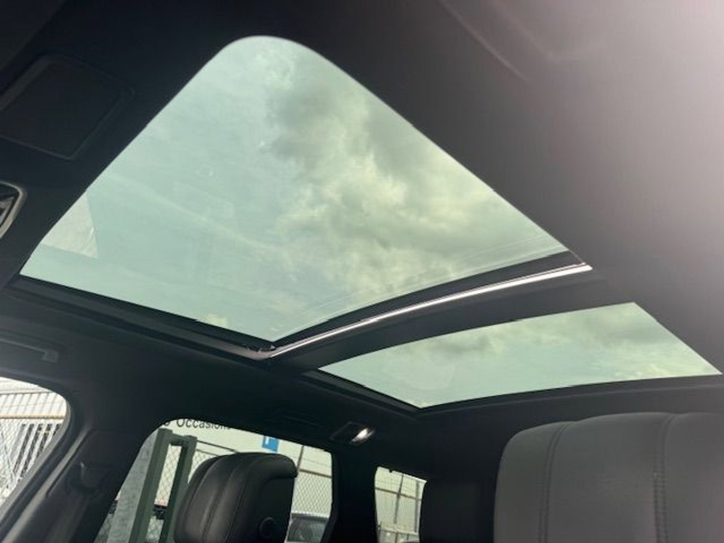 Land Rover Range Rover Sport 2.0 P400e HSE Dynamic SVO Mat Grey Airco/ECC,Leder,Navi,Pano Geheel dealeronderhouden