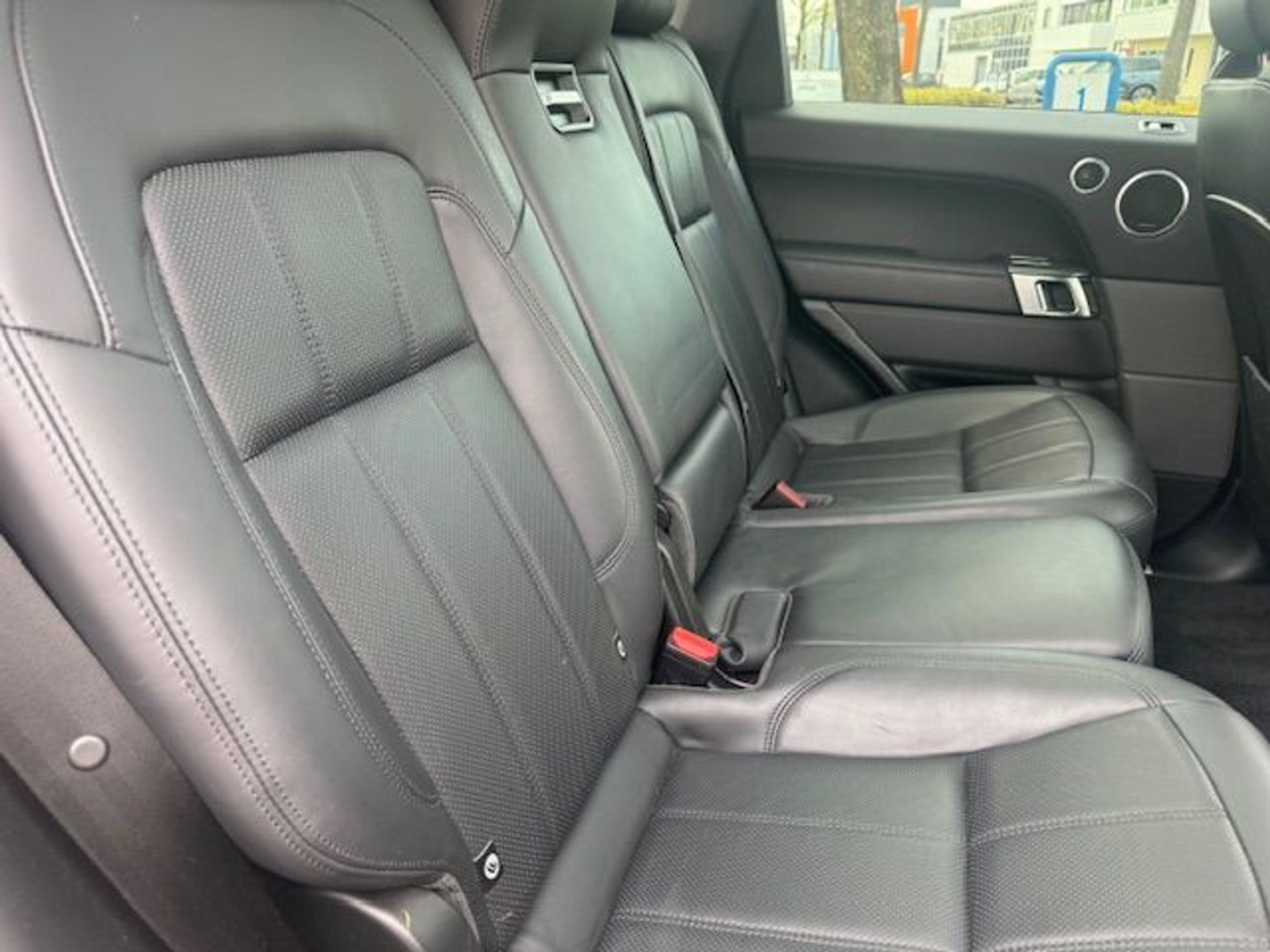 Land Rover Range Rover Sport 2.0 P400e HSE Dynamic SVO Mat Grey Airco/ECC,Leder,Navi,Pano Geheel dealeronderhouden