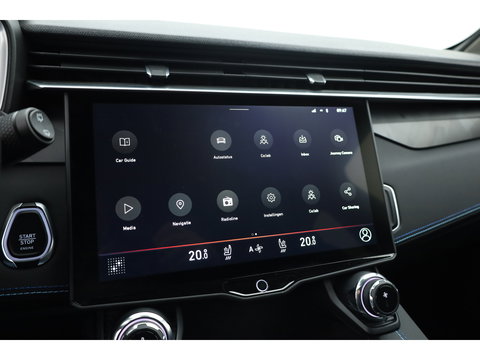 Lynk & Co 01 1.5 PHEV 261PK MY23 | Donkere hemel | S/K-panodak | 360*+ PDC | Adapt. Cruise | Memory | Stoelverw. | Elek. klep | LM 20" | Led | Nav+App.Connect