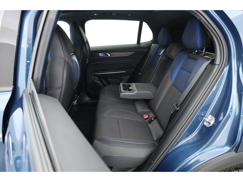 Lynk & Co 01 1.5 PHEV 261PK MY23 | Donkere hemel | S/K-panodak | 360*+ PDC | Adapt. Cruise | Memory | Stoelverw. | Elek. klep | LM 20" | Led | Nav+App.Connect