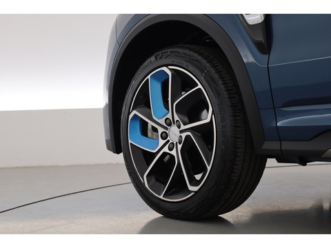 Lynk & Co 01 1.5 PHEV 261PK MY23 | Donkere hemel | S/K-panodak | 360*+ PDC | Adapt. Cruise | Memory | Stoelverw. | Elek. klep | LM 20" | Led | Nav+App.Connect