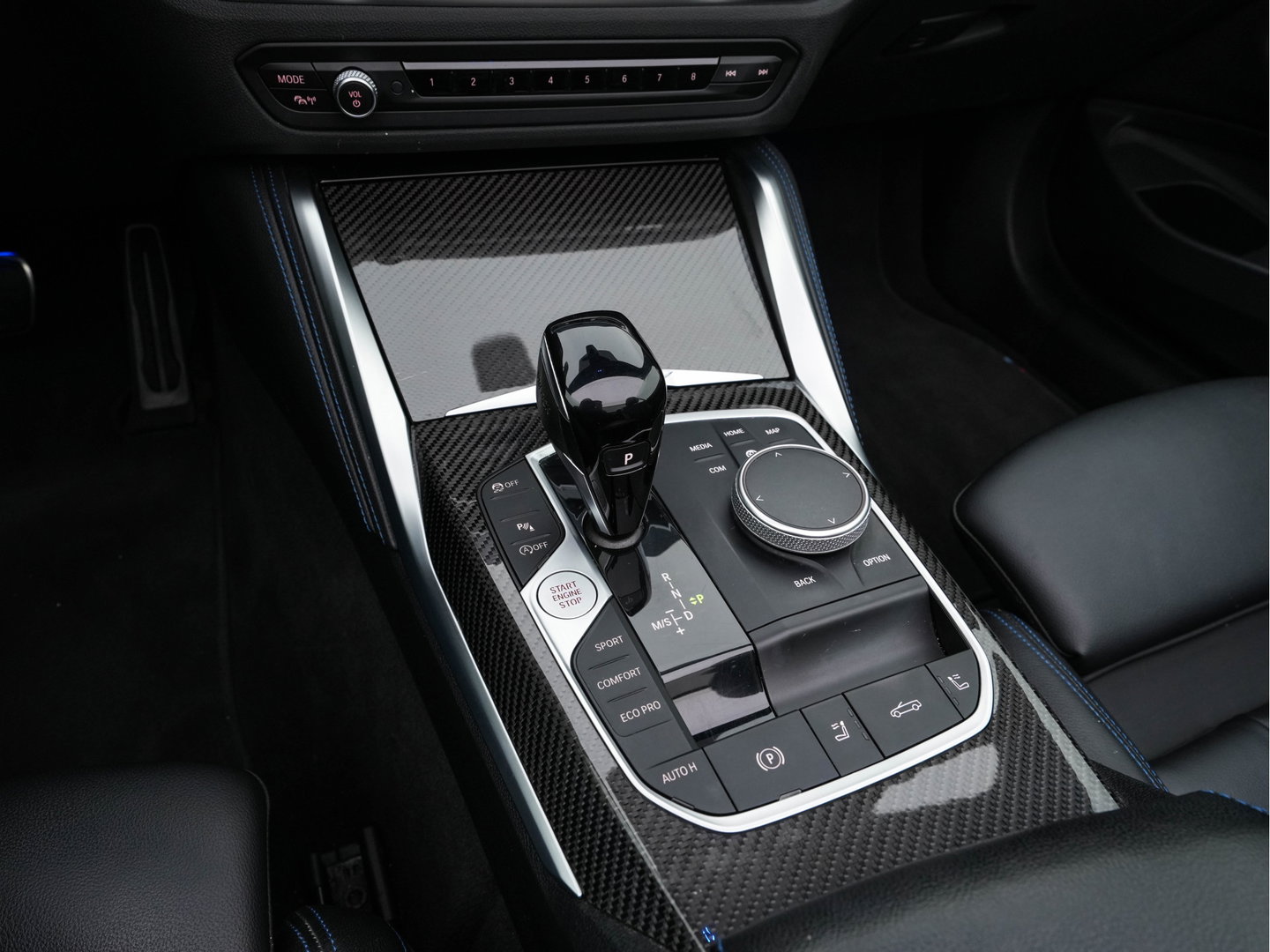 BMW 4 Serie Cabrio 420i M-Sportpack High Executive (INCL-BTW) *LEATHER | FULL-LED | MEMORY-PACK | BLINDSPOT | DIGI-COCKPIT | HIFI-SOUND | SHIFTPADDLES | CAMERA | DAB | NAVI-FULLMAP | TOWBAR | 19''ALU*