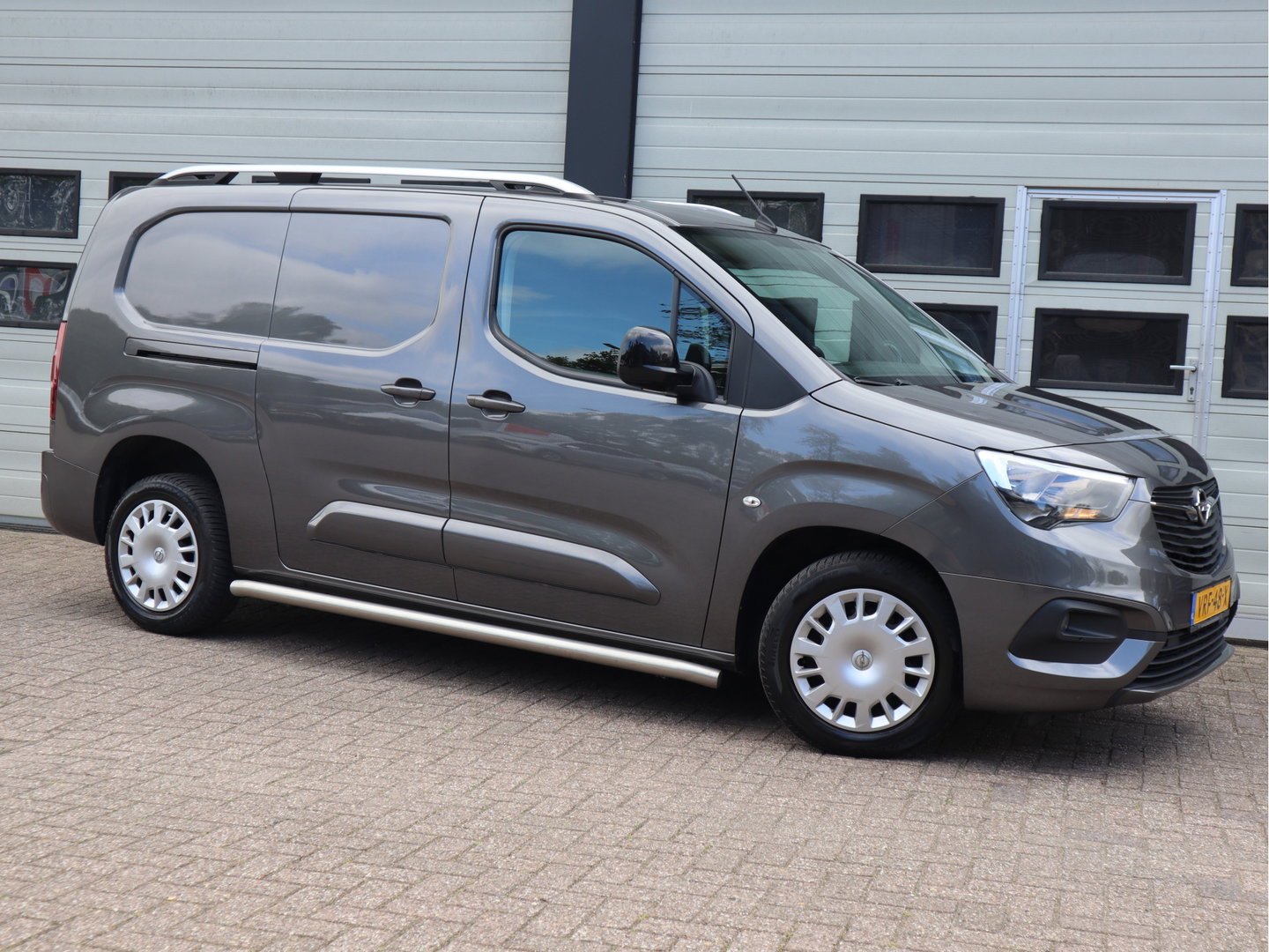 Opel Combo 1.5D 102pk Euro 6 - L2 Lang - Camera - Cruise