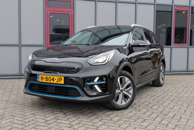 Kia e-Niro - ExecutiveLine 64kWh SOH 95% Warmtepomp Trekhaak