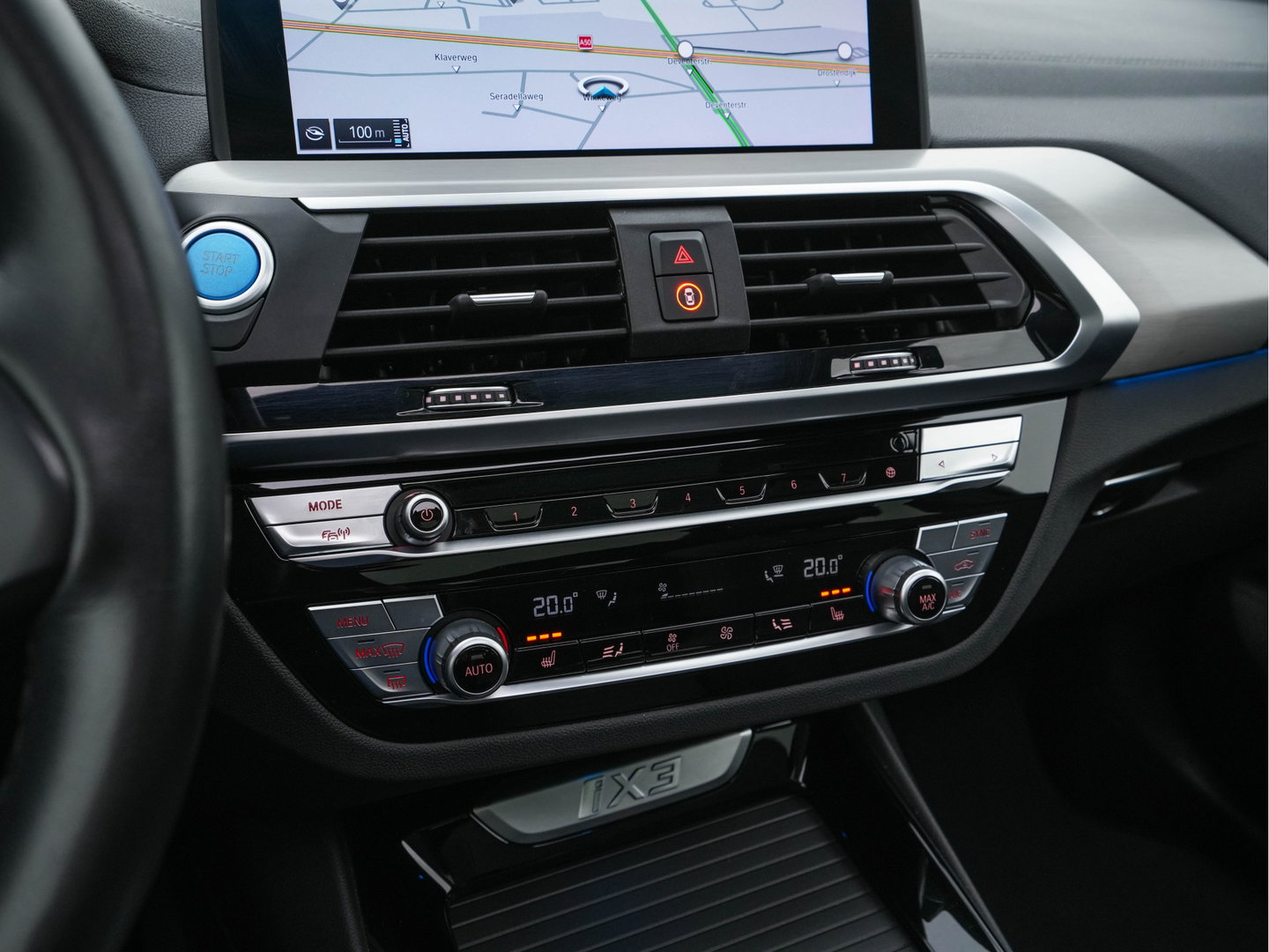BMW iX3 Executive 80 kWh [ 3-Fase ] {SOH-98%} (INCL-BTW) Aut. *PANO | HEAD-UP | LEATHER | ADAPTIVE-CRUISE | FULL-LED | BLIND-SPOT | MEMORY-PACK | DIGI-COCKPIT | HEATED-COMFORTSEATS | KEYLESS | TOP-VIEW | DAB+ | TOWBAR | 19''ALU*